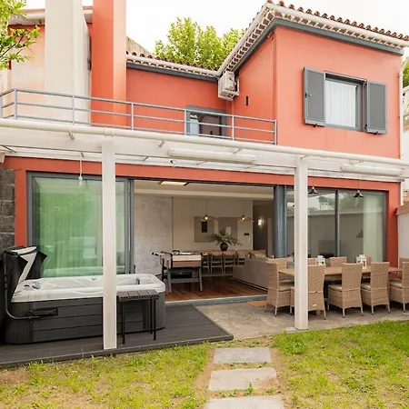 Holiday home Monaco House